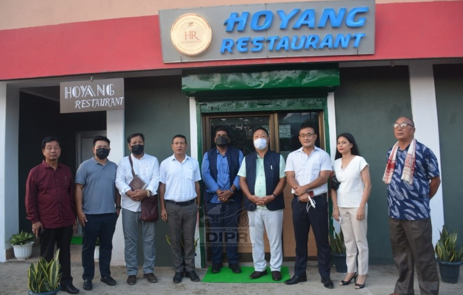 MLA, N Thongwang Konyak, DC Mon Thavaseelan K and others during the inauguration of Hoyang, Mon’s first restaurant cum coffee bar on October 12. (DIPR Photo)